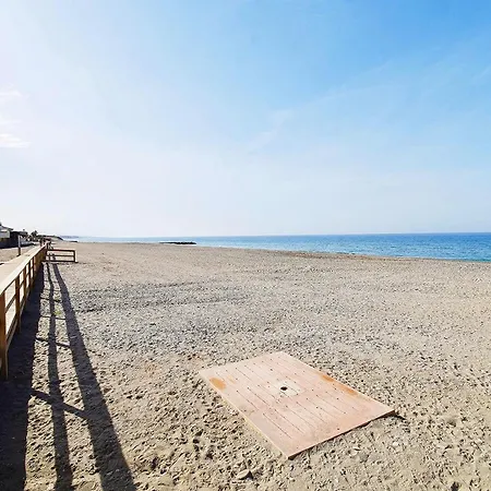 Expoholidays Vistas Al Mar - A Pie De Playa *